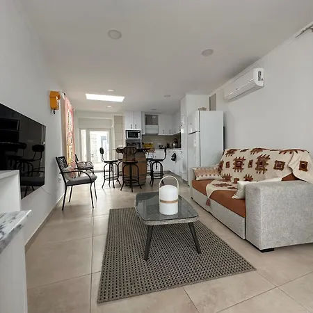 Estrelas - Centre -vue -choix De 3 Maisons Independantes Dans La Meme Rue - A 300 Metres -parking Gratuit- Holiday home