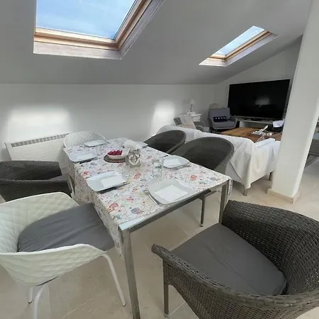 As Estrelas Hebergements Au Calme , Confort Climatises Proches Centre Plages Et Spots De Surf Parking Free *