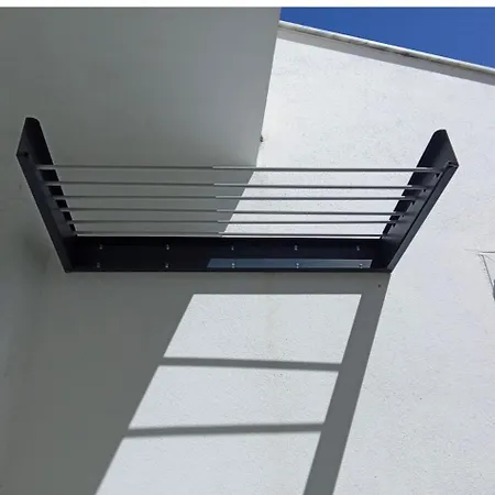 As Estrelas -trois Hébergements Au Choix Accès Indépendants Même Rue - Proche Centre -calme -confort -climatisés - Plages -surf- Parking Free Casa de Férias *